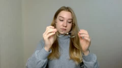 Snapshot of abbymoore__ chatting on June 2026 10:17:01 AM Abby Lovense is active online show from June 2026 10:17:01 AM