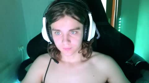 abbysal_blade online show from November 2025 07:29:02 AM