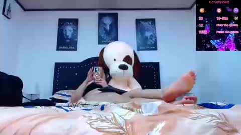 Snapshot of abbyshinne chatting on September 2025 04:11:01 PM abbyshinne online show from September 2025 04:11:01 PM