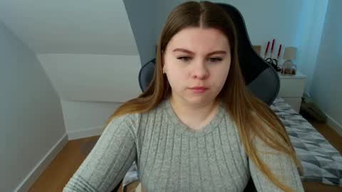 Snapshot of abbyvibe chatting on April 2026 12:18:02 PM abbyvibe online show from April 2026 12:18:02 PM