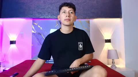 Snapshot of abeel_ordaz chatting on November 2025 07:47:02 PM Abel Ordaz online show from November 2025 07:47:02 PM