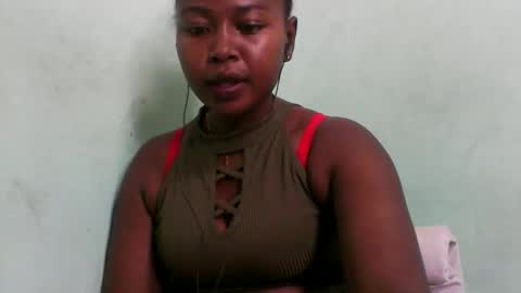 Snapshot of abella677022 chatting on February 2026 07:08:02 AM abella677022 online show from February 2026 07:08:02 AM