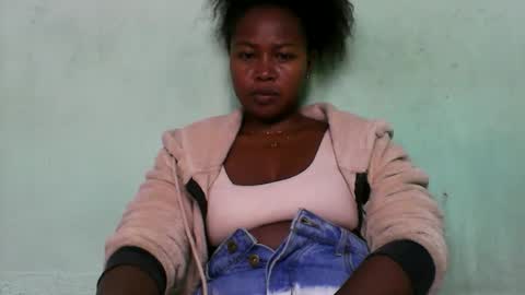 abella677022 online show from March 2026 06:56:01 PM