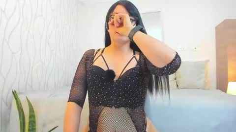 Sophia online show from May 2026 09:54:01 PM