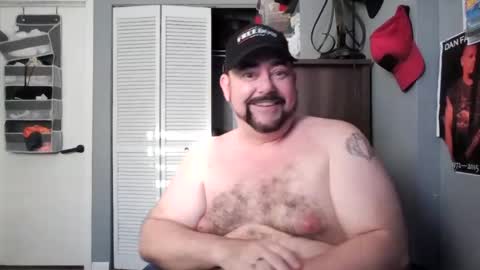 Snapshot of abennett76 chatting on June 2026 02:20:02 AM AJ online show from June 2026 02:20:02 AM