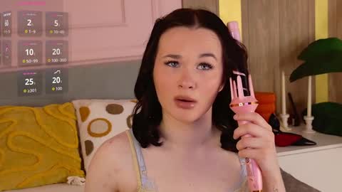 Snapshot of abigailforl chatting on May 2026 05:37:02 AM abigailforl online show from May 2026 05:37:02 AM