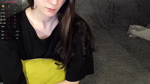 Snapshot of abigailwills chatting on December 2024 01:09:01 PM Abigail online show from December 2024 01:09:01 PM