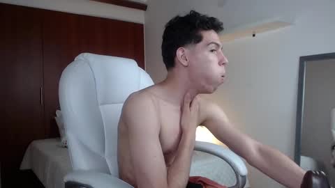 Snapshot of abrahanmateo_ chatting on March 2025 02:36:01 AM Ig ronnyabrahan online show from March 2025 02:36:01 AM