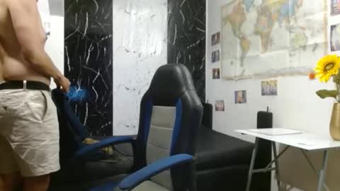 abraxasdelmundo online show from May 2026 01:55:01 AM