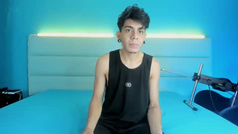 Abril and Julian online show from February 2026 11:51:01 AM