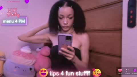 Snapshot of abruisedpeach chatting on May 2026 02:51:02 AM Peach online show from May 2026 02:51:02 AM