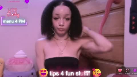 Snapshot of abruisedpeach chatting on July 2026 02:29:01 AM Peach online show from July 2026 02:29:01 AM