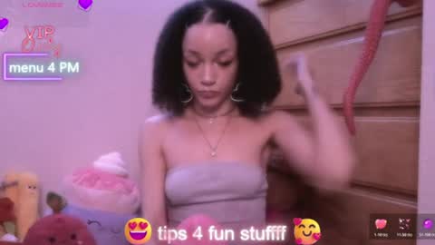 Snapshot of abruisedpeach chatting on July 2026 02:14:01 AM Peach online show from July 2026 02:14:01 AM