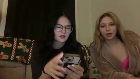 Snapshot of abs7719 chatting on November 2025 02:01:02 AM Abs online show from November 2025 02:01:02 AM