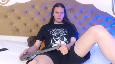 Snapshot of abysskingg chatting on April 2026 01:10:02 PM Abyss King online show from April 2026 01:10:02 PM
