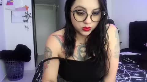 Snapshot of acid_alice666 chatting on June 2026 02:32:01 PM Alice online show from June 2026 02:32:01 PM