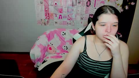 Kate online show from November 2025 12:32:01 AM