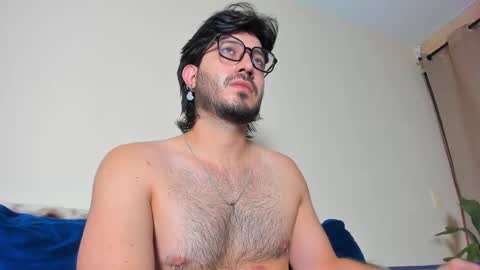 R. online show from January 2025 06:38:02 PM