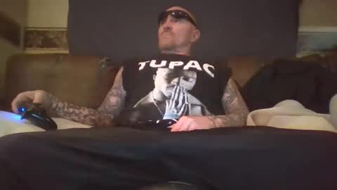 Snapshot of act_right_dub420 chatting on September 2025 05:42:01 AM act_right_dub420 online show from September 2025 05:42:01 AM