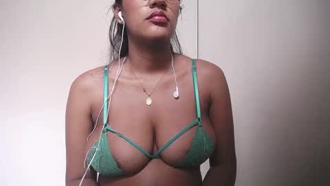 Snapshot of ada_jhonson chatting on February 2025 09:36:01 PM Adhara online show from February 2025 09:36:01 PM