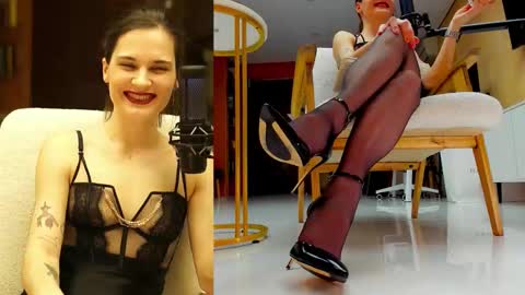 Snapshot of adagrand chatting on November 2025 08:42:02 PM Ada online show from November 2025 08:42:02 PM