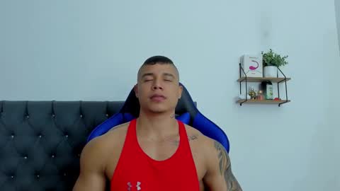 adam boss online show from November 2025 07:54:01 AM