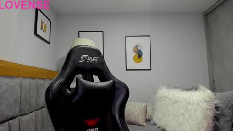 adam clarke online show from October 2025 09:20:01 AM