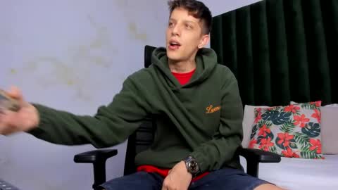 Adam online show from March 2025 09:15:01 PM