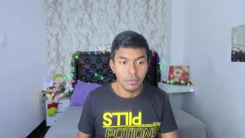 adam_morgan2 online show from December 2025 04:34:01 PM