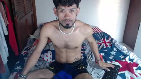 instagram  adam x256 online show from February 2025 12:05:02 PM