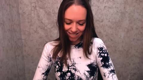 adamais_ online show from February 2025 08:51:02 AM