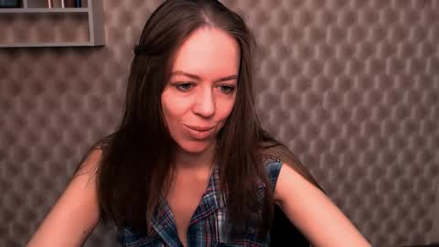 adamais_ online show from February 2025 07:26:02 AM