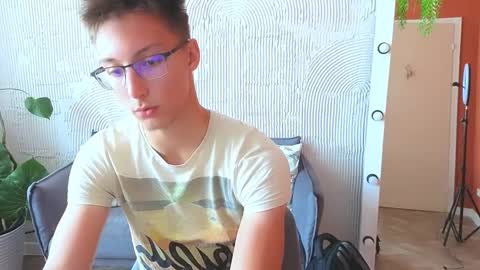 Snapshot of adamal1 chatting on September 2025 09:11:01 AM Adam online show from September 2025 09:11:01 AM