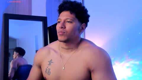 adambrocs1 online show from January 2026 10:47:02 PM