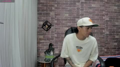 Adam online show from December 2024 05:31:02 AM