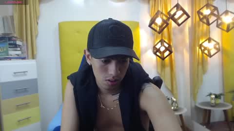 Adam online show from January 2025 08:25:02 AM