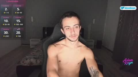 Adam Rayn online show from November 2025 03:32:02 AM