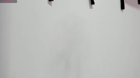 ADAMS Y NIKI online show from January 2025 06:25:01 AM