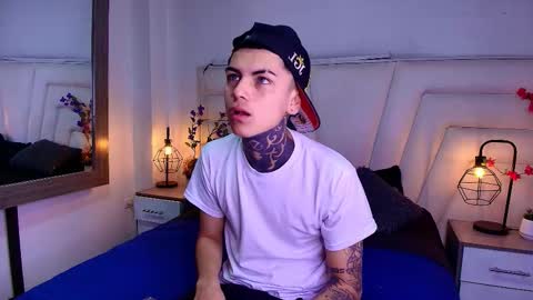 Snapshot of adamswalkerr_ chatting on February 2026 12:42:01 PM AdamsWalkerr online show from February 2026 12:42:01 PM