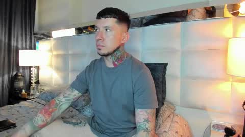 Snapshot of adamtatts chatting on September 2025 05:40:01 AM Adam online show from September 2025 05:40:01 AM