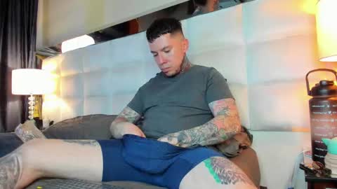 Snapshot of adamtatts chatting on September 2025 01:51:02 AM Adam online show from September 2025 01:51:02 AM