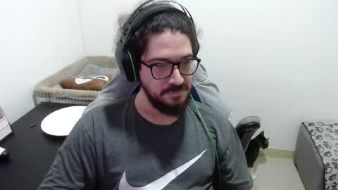 Snapshot of adamussutekh chatting on September 2025 12:20:01 PM Adam online show from September 2025 12:20:01 PM