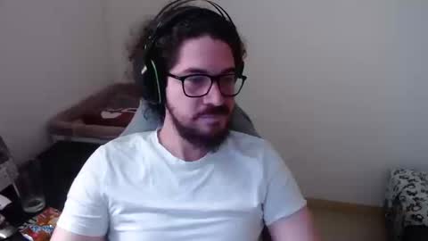 Snapshot of adamussutekh chatting on September 2025 05:18:01 PM Adam online show from September 2025 05:18:01 PM