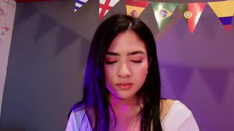 Snapshot of adara_johnson_ chatting on June 2026 11:46:01 AM Adara Johnson online show from June 2026 11:46:01 AM
