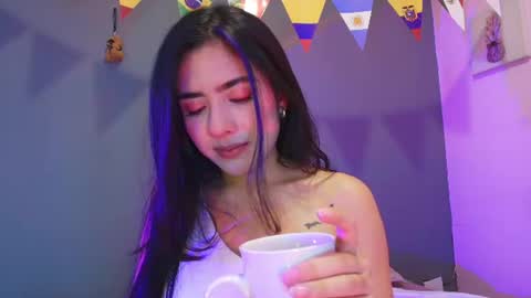 Snapshot of adara_johnson_ chatting on June 2026 12:13:02 PM Adara Johnson online show from June 2026 12:13:02 PM
