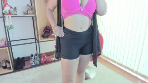 Snapshot of adaspencer_1 chatting on December 2024 06:05:01 PM Ada Spencer online show from December 2024 06:05:01 PM