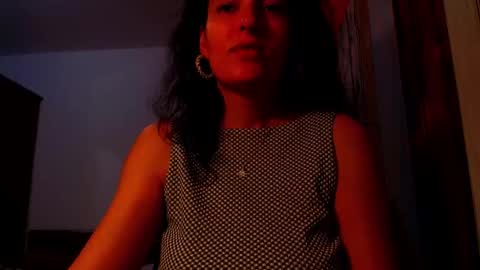 amy        online show from October 2025 11:34:01 PM