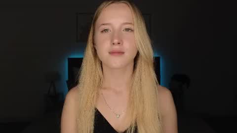 Snapshot of adele_armas chatting on July 2026 08:55:01 PM Adele online show from July 2026 08:55:01 PM