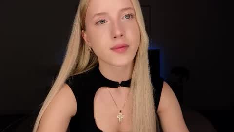 Snapshot of adele_armas chatting on July 2026 08:50:01 PM Adele online show from July 2026 08:50:01 PM