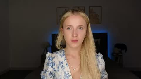 Snapshot of adele_armas chatting on July 2026 09:25:01 PM Adele online show from July 2026 09:25:01 PM